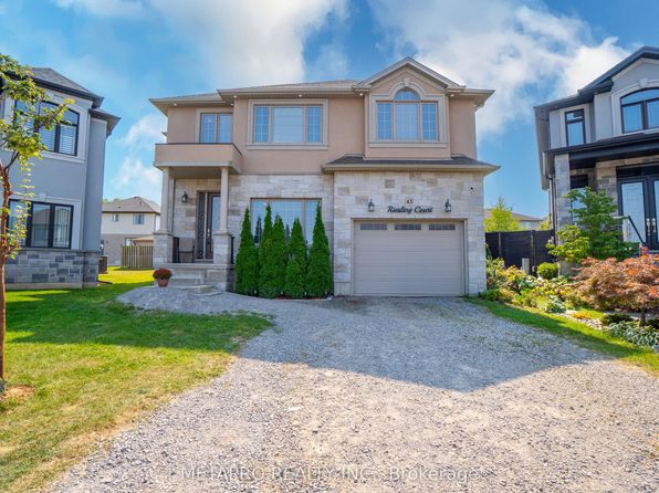 43 Riesling Ct, Hamilton, ON L8G 0B4