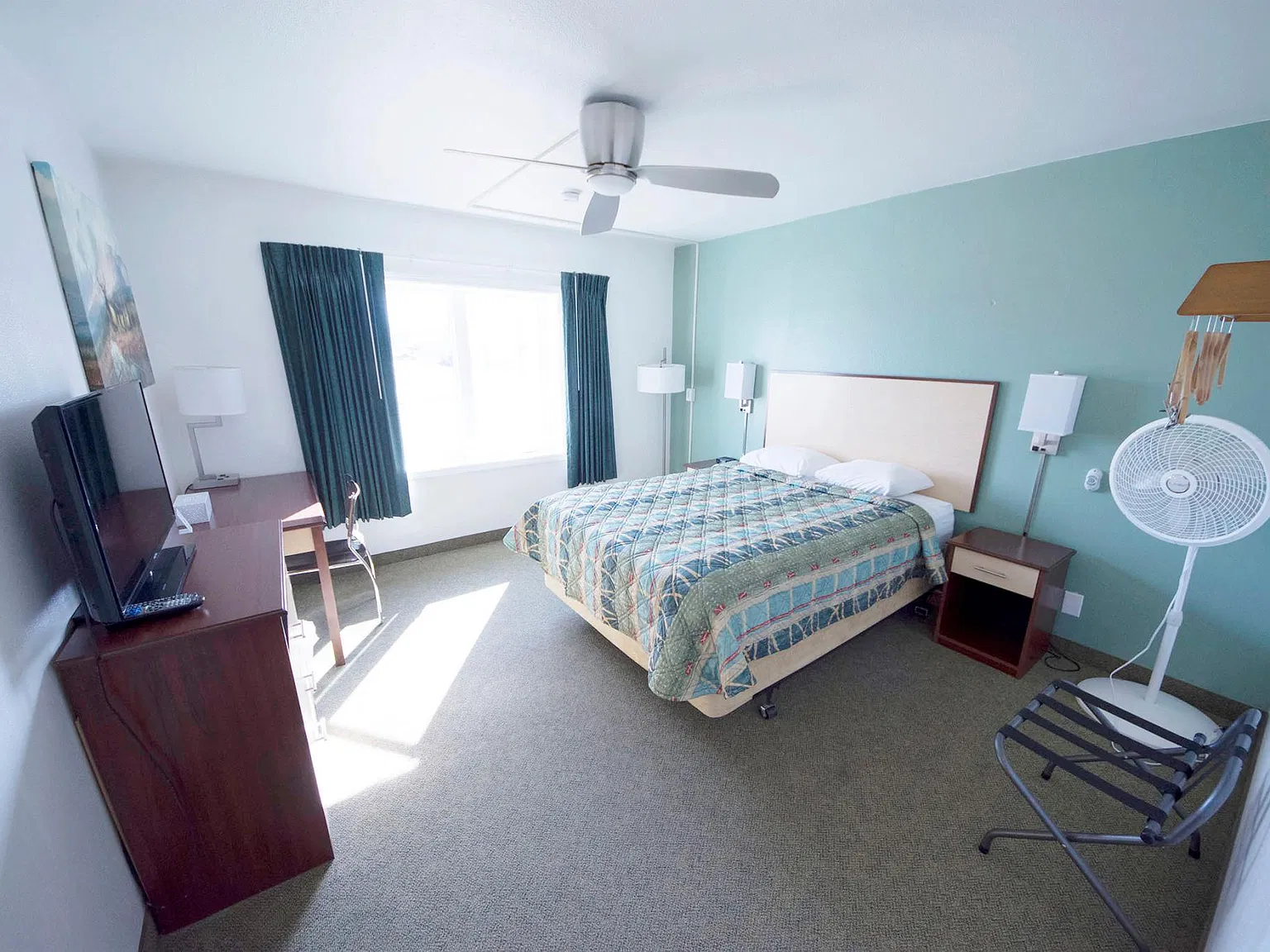 Studio, 350 sqft, $1,395 — Photo 2