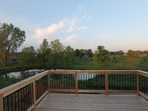2nd image of 1275 Daisy Cir