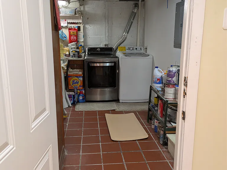 676 Worcester St #A — Photo 15