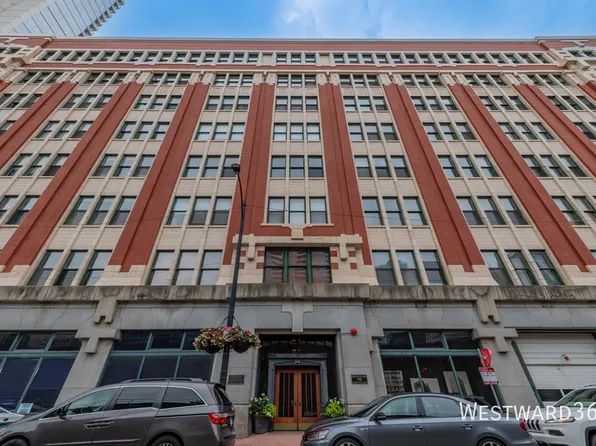 732 S Financial Pl APT 417, Chicago, IL 60605