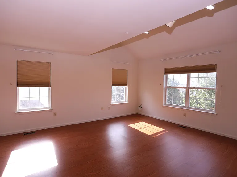 726 Whitetail Cir — Photo 15