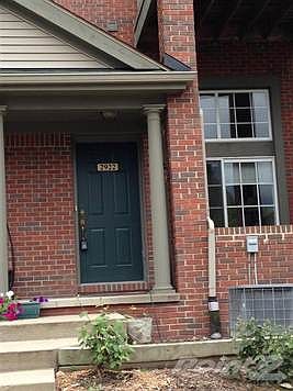 1st image of 2922 Barclay Way