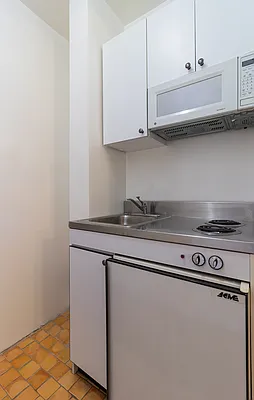 Rented by Compass | media 3