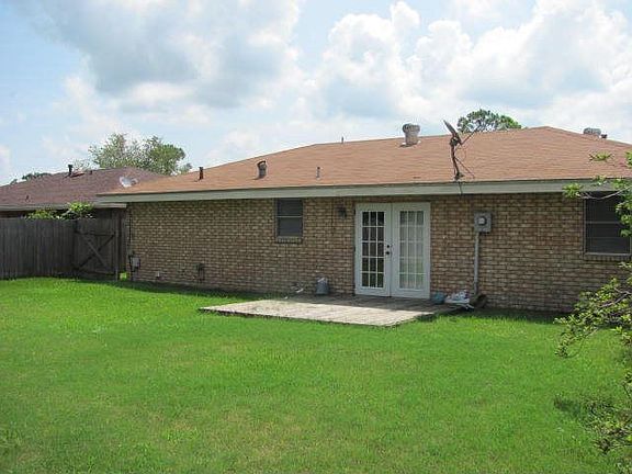 2nd image of 119 Westwood Dr
