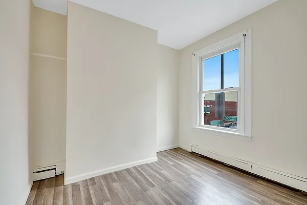 Rented by Compass | media 14