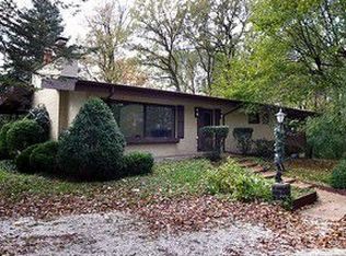 1932 Half Day Rd, Highland Park, IL 60035