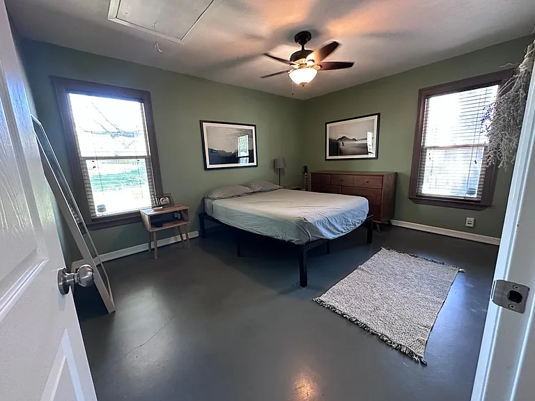 2519 Wilson St — Photo 12