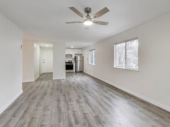 4th image of 2820 Park Blvd #304