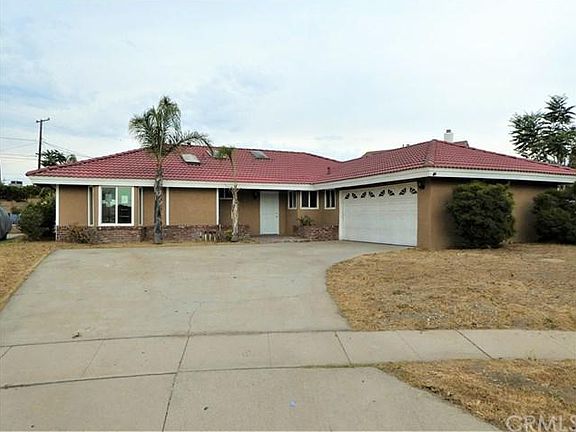 3rd image of 17420 Orchid Dr