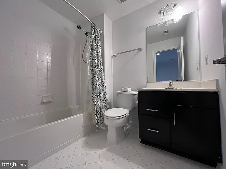9243 Dawkins Crest Cir — Photo 28
