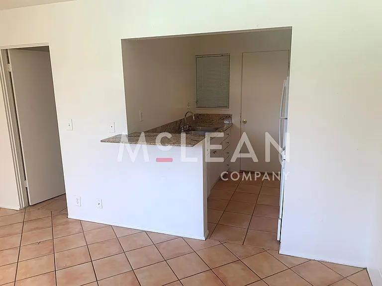 630 S Grenfall Rd #3 — Photo 4