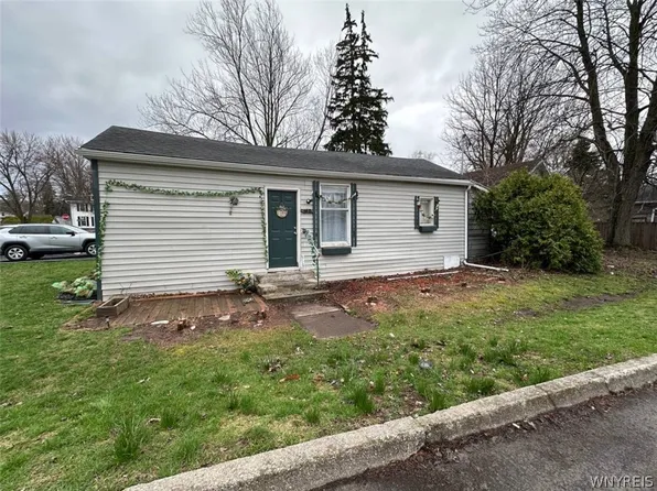 260 E Bank St, Albion, NY 14411