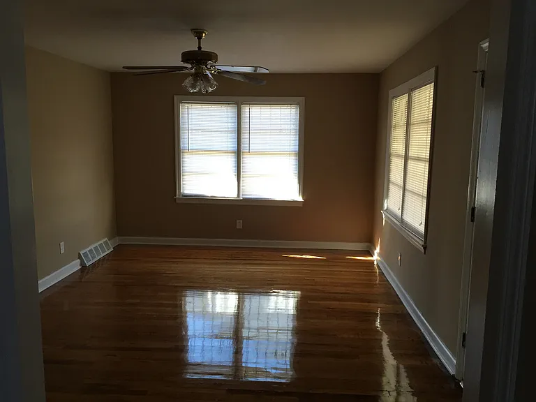 3122 Baldwin St — Photo 12