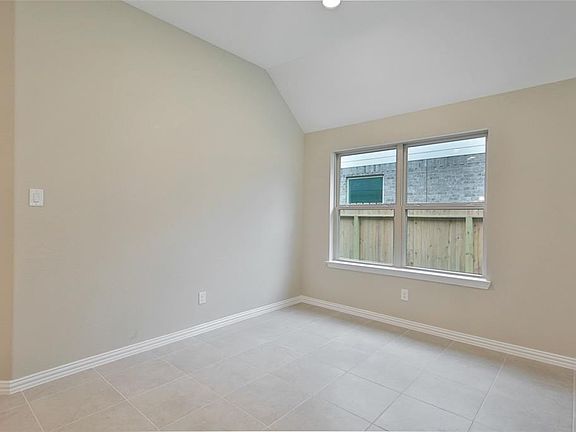 4th image of 22338 Log Orchard Ln
