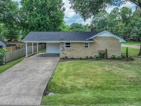 5th image of 8 Woodhaven Dr