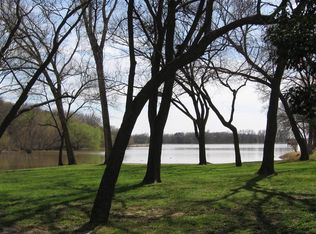 141 Marshal Rd, Newark, TX 76071