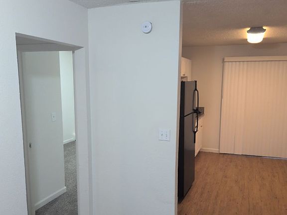 3rd image of 721 Depew St #8