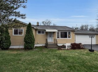2932 Krueger Rd, North Tonawanda, NY 14120