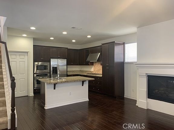 3rd image of 2891 Maricopa St