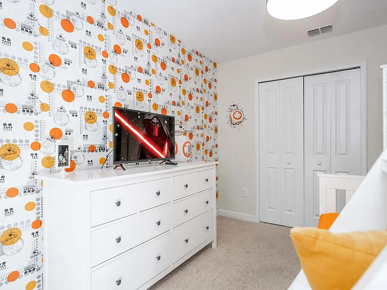 Kings Castle Cir — Photo 54