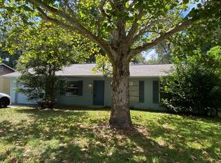 14903 College View Dr, Dade City, FL 33523