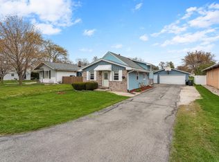 4208 S 91st Pl, Greenfield, WI 53228
