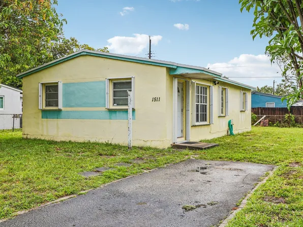1511 N 70th Terrace, Hollywood, FL 33024