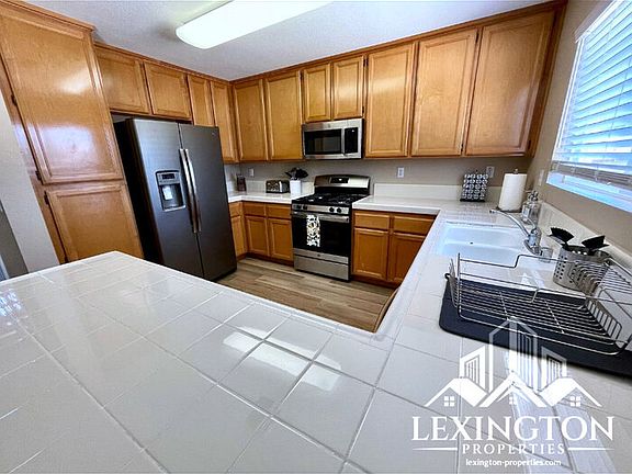 5th image of 3159 Bowen Island St