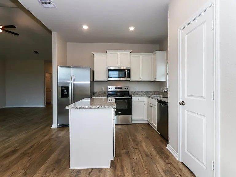 206 Emma Rose Dr — Photo 8