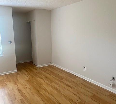 4th image of 4209 La Palma Ct