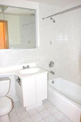 Rented by City Stop Realty | media 4