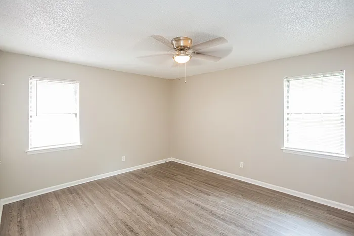 12710 Pleasant View Dr — Photo 8