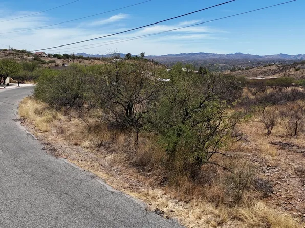 410 Camino Osito Unit 11, Rio Rico, AZ 85648