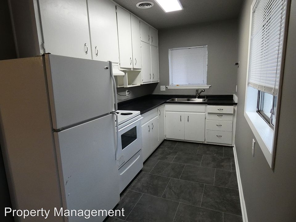 2nd image of 1800 9th St #1800