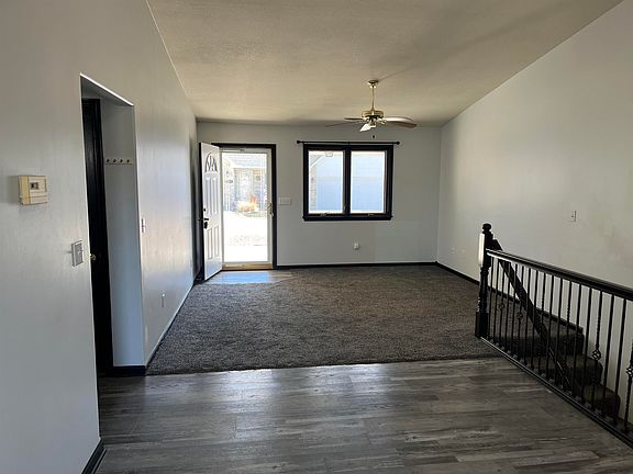 4th image of 321 E 12th St APT 106