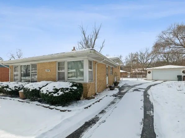 18740 Carson Dr, Homewood, IL 60430