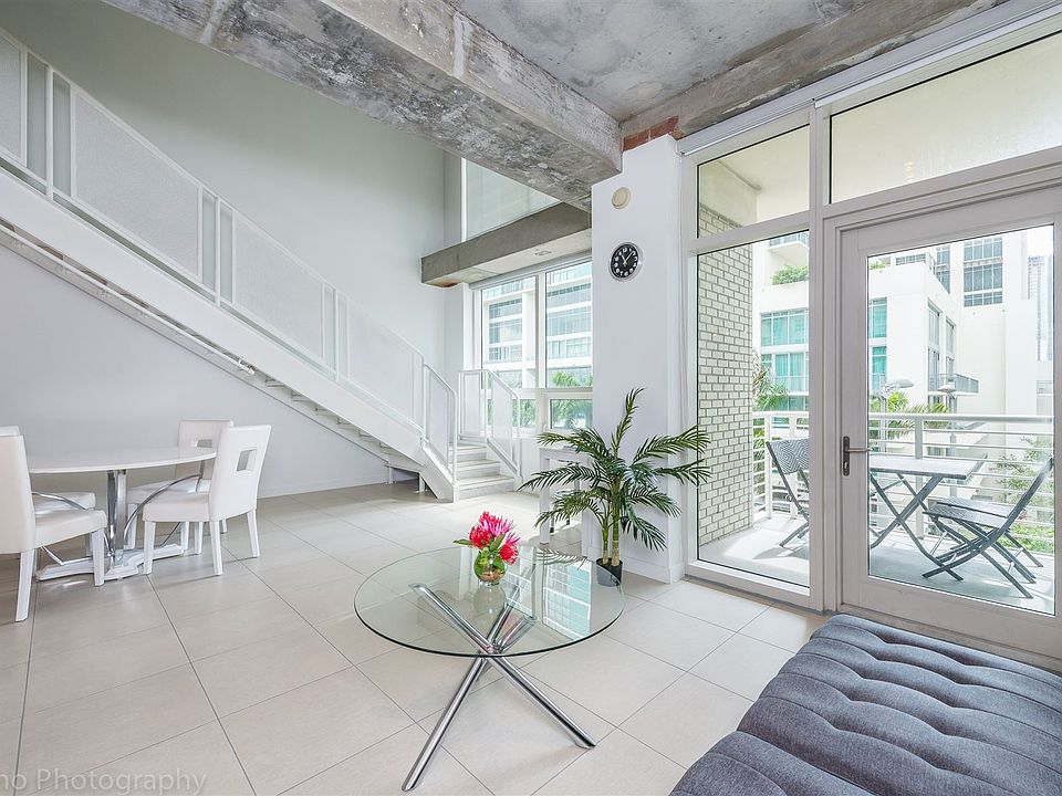 3250 NE 1st Ave - Maria (20 of 25)