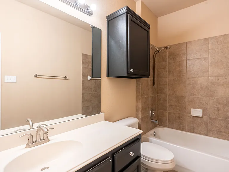 2505 Vista Oaks Dr — Photo 6