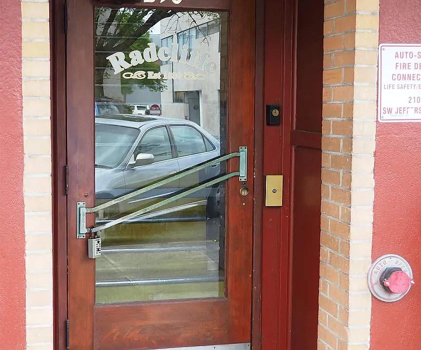 210 SW Jefferson Ave #8