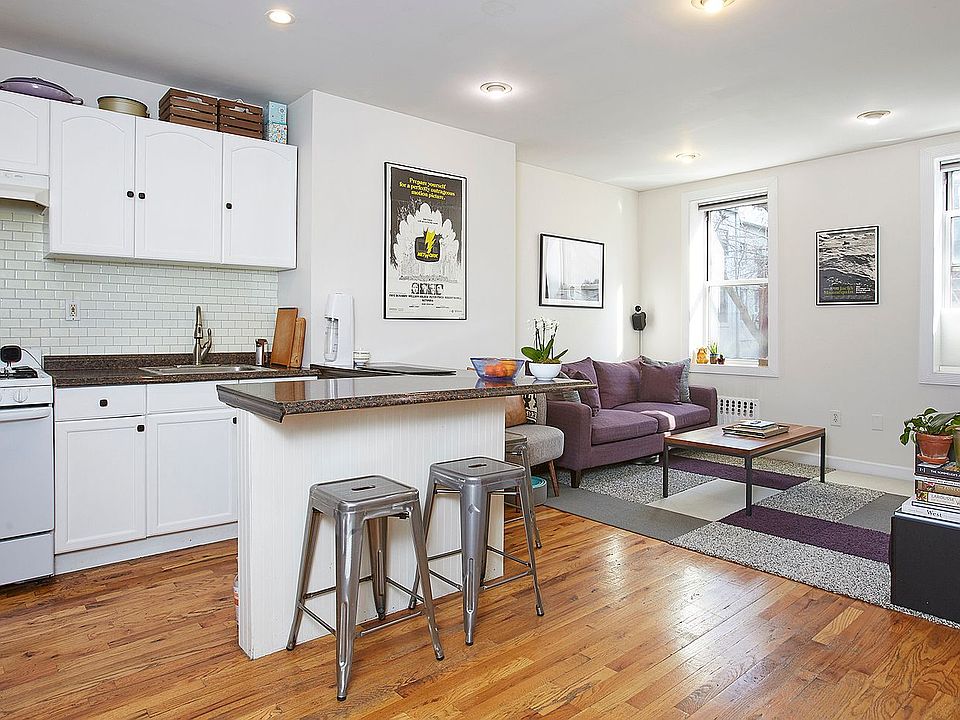 1st image of 76 Nevins St #2