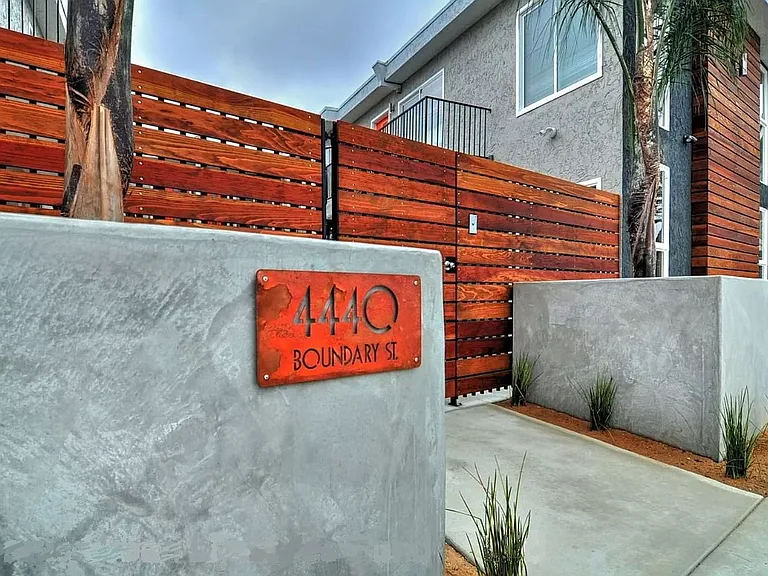 4440 Boundary St #5 — Photo 2