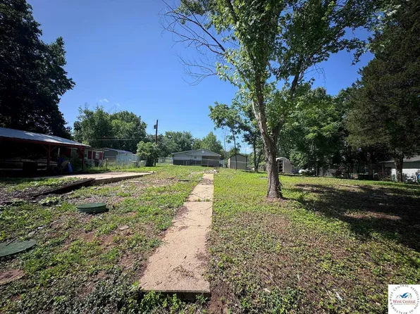 68 Kaisers Redbud Ln, Roach, MO 65020