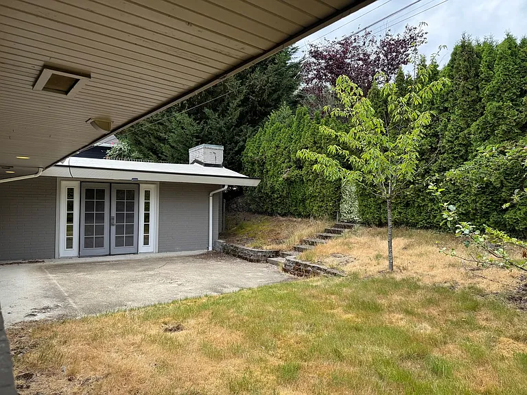 10005 NE 31st Pl — Photo 22
