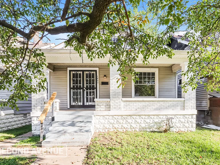 1847 W Kentucky St — Photo 2