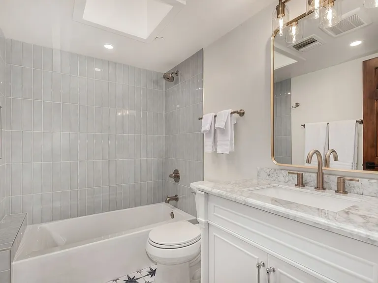5655 N Camelback Canyon Dr — Photo 57