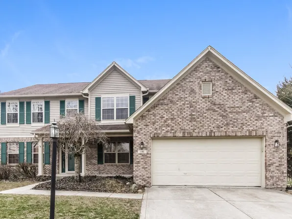 1141 Falkirk Ct, Greenwood, IN 46143