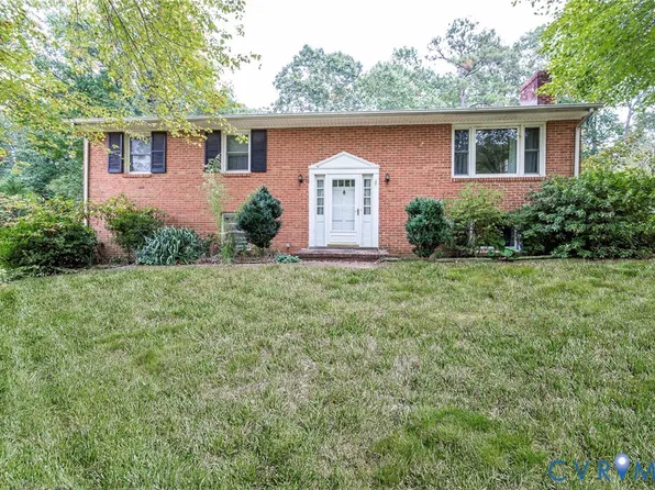 10601 Lunswood Rd, Chester, VA 23831