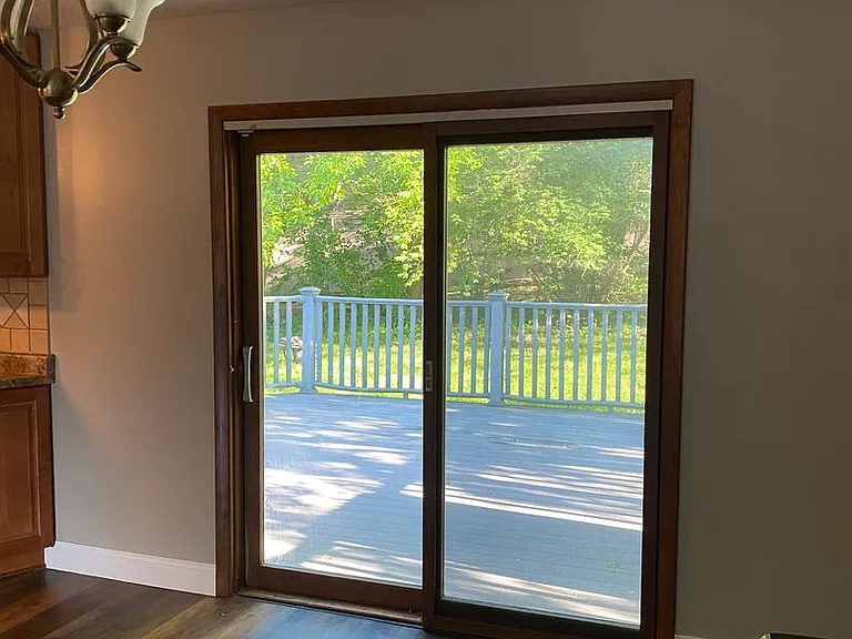 883 Roanoke Dr — Photo 27