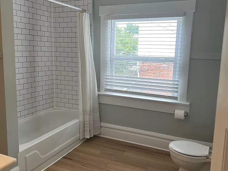 28 W Maynard Ave — Photo 7